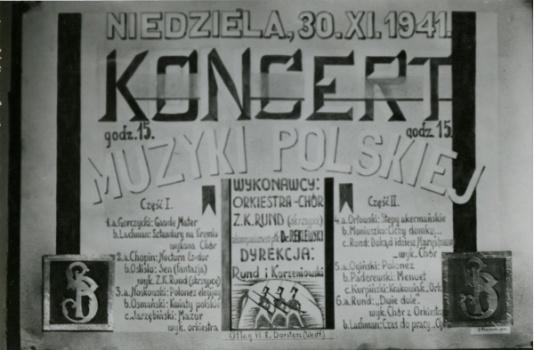 Obóz jeniecki oficerów Wojska Polskiego w Dorsten. Zdjęcie plakatu koncertowego orkiestry i chóru występujących zwykle w niedzielne popołudnia. Fot. NN, przekazali Dorota i Tomasz Wojciechowscy.