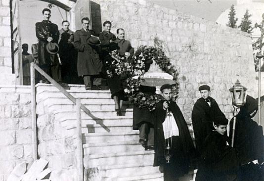Uroczystości pogrzebowe zmarłego kapitana Władysława Krystyna Szporka na cmentarzu w Jerozolimie (Palestyna)., około 7 stycznia 1945